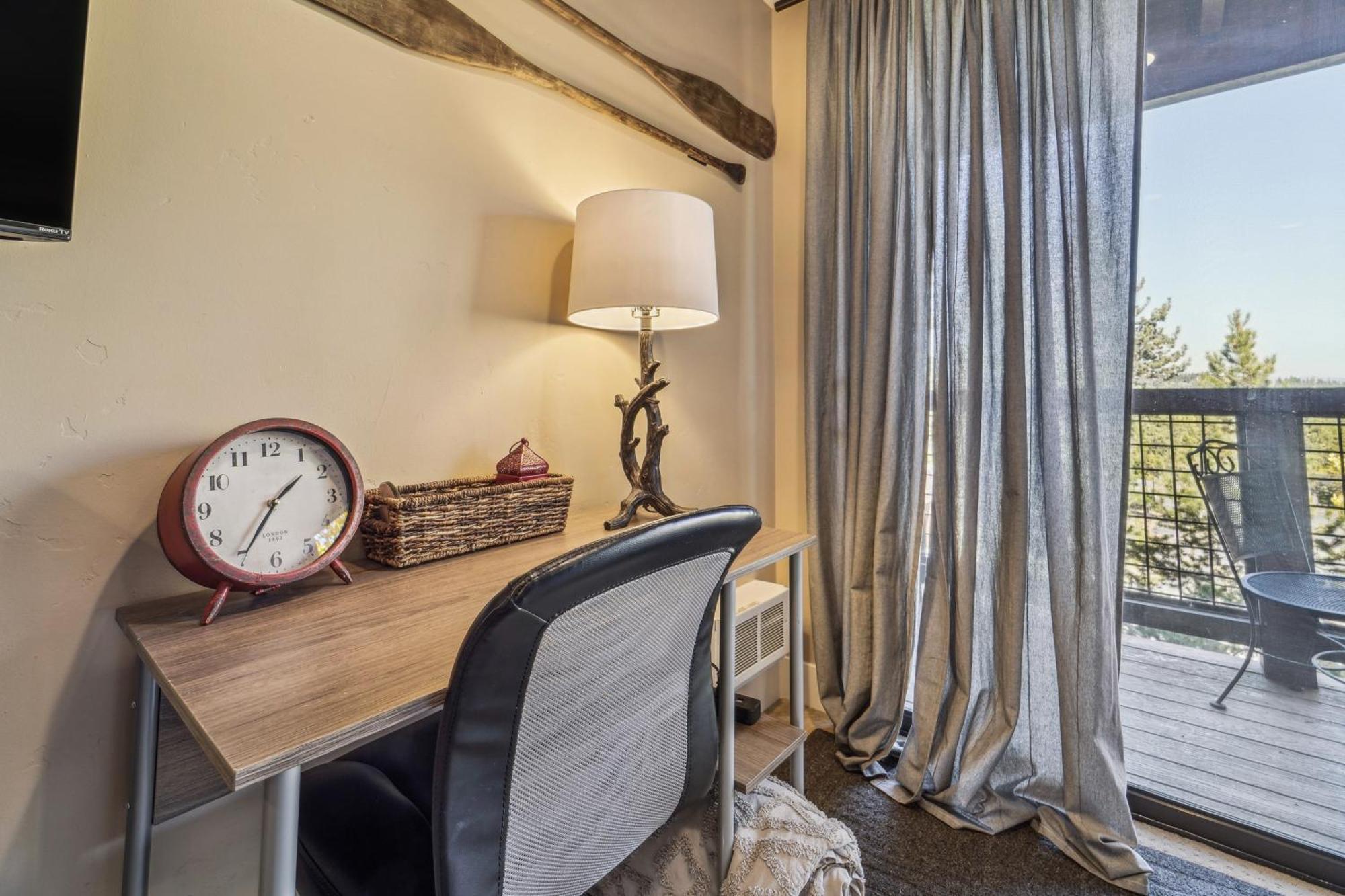 Truckee Studio With Balcony And On-Site Skiing! Dış mekan fotoğraf