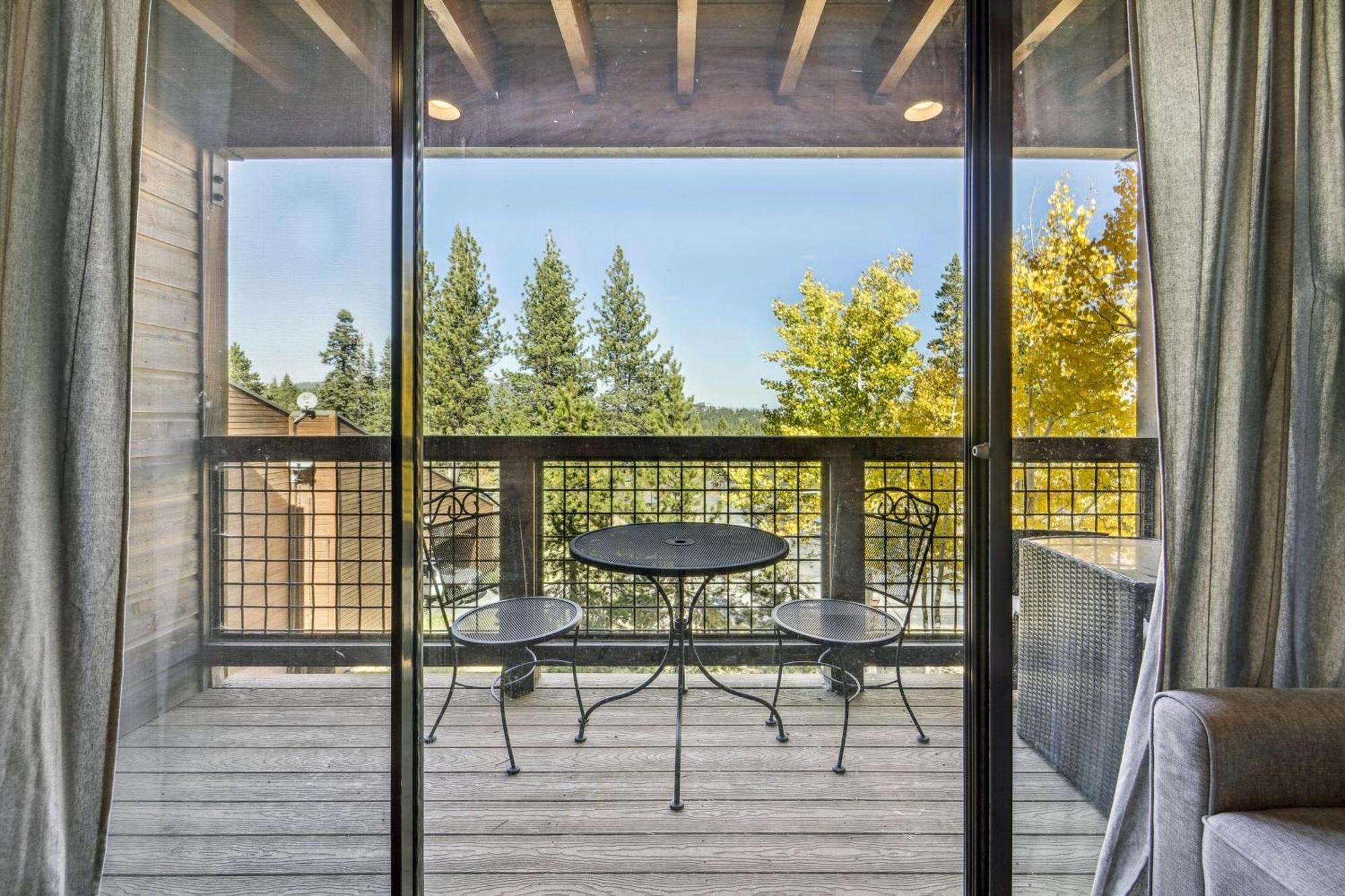 Truckee Studio With Balcony And On-Site Skiing! Dış mekan fotoğraf